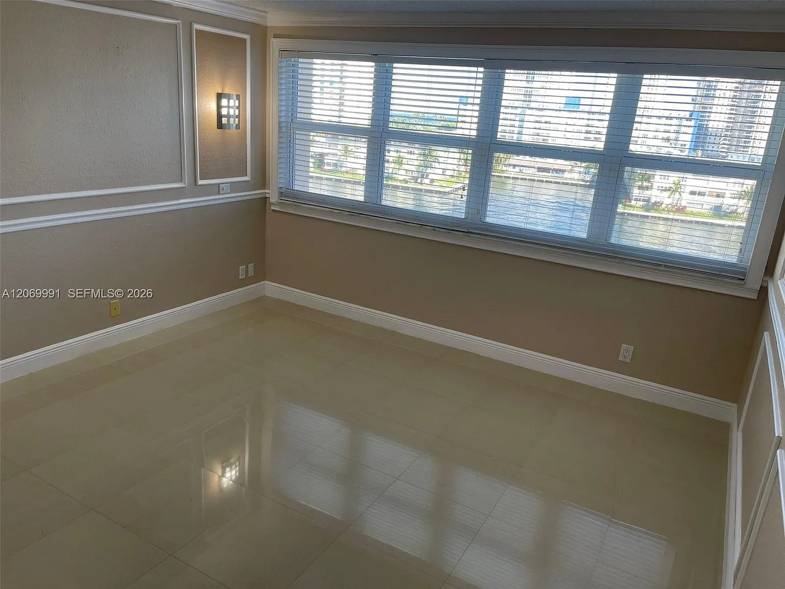 Golden Sails Condo — Photo 4