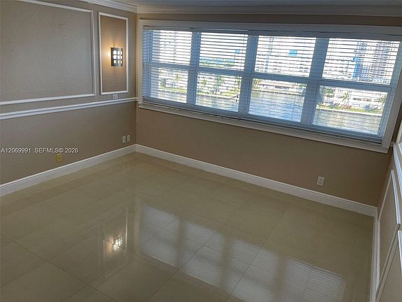 4th image of 111 Golden Isles Dr APT F2