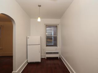 422 S 45th St, Philadelphia, PA 19104