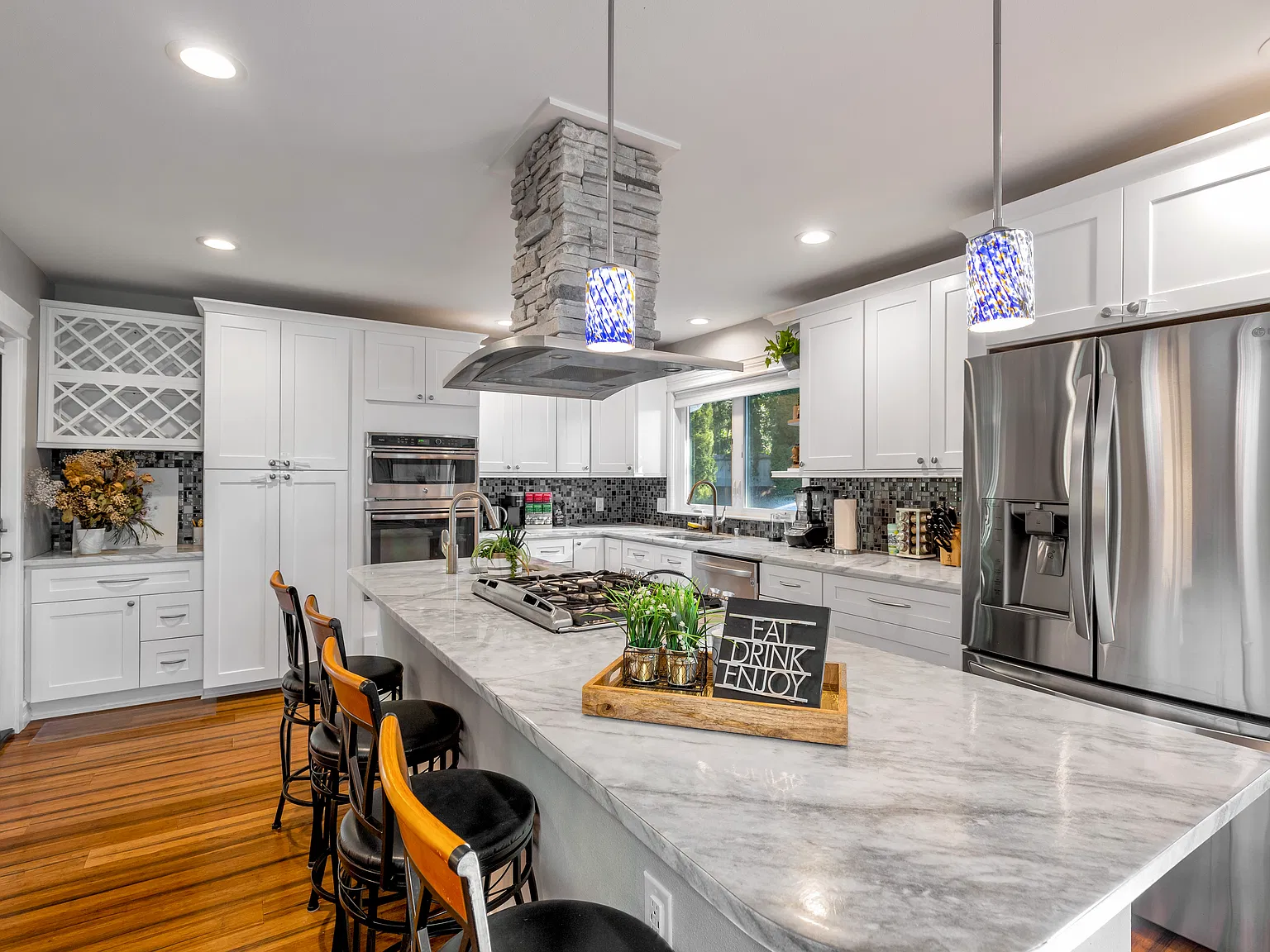 4 bed, 3500 sqft, $7,500 — Photo 4