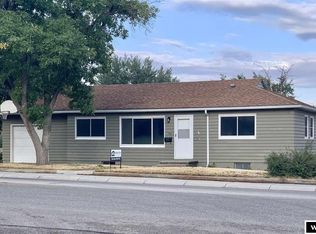 439 Country Club Rd, Casper, WY 82609