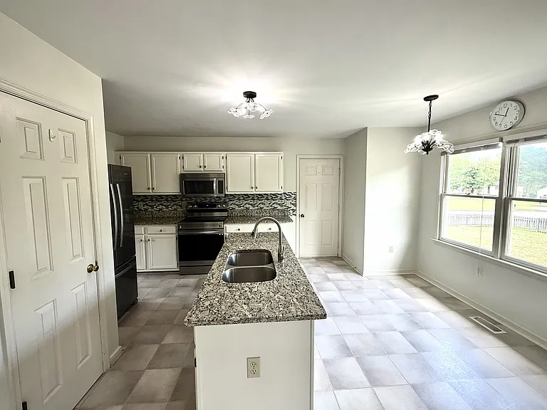 12336 Gayton Station Blvd — Photo 4