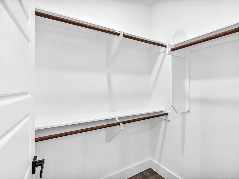 1006 E Marble St — Photo 15