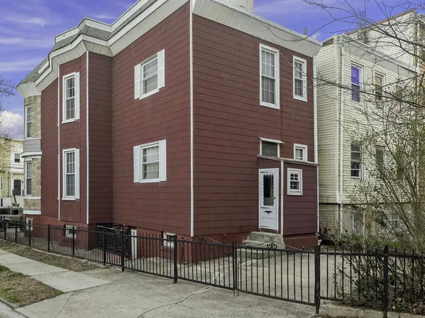 48 Jefferson Avenue image 3 of 27