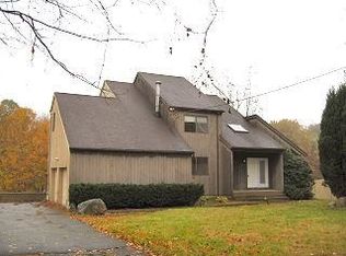 99 Dykeman Rd, Carmel, NY 10512