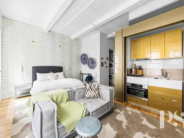 16 West 19th Street image 1 of 5