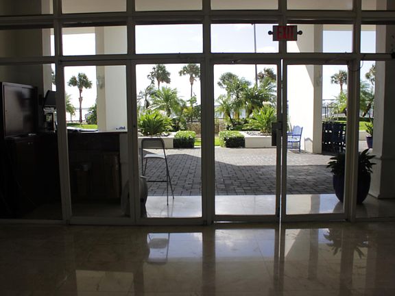 3rd image of 1420 Brickell Bay Dr APT 605