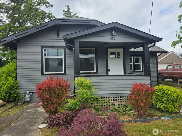 8902 Forest Road SW, Lakewood, WA 98498