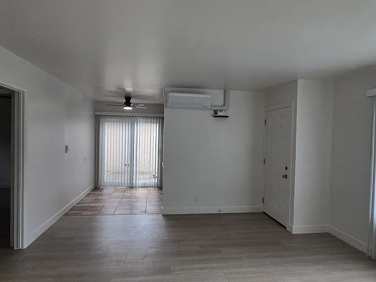 12655 Columbia Way — Photo 15