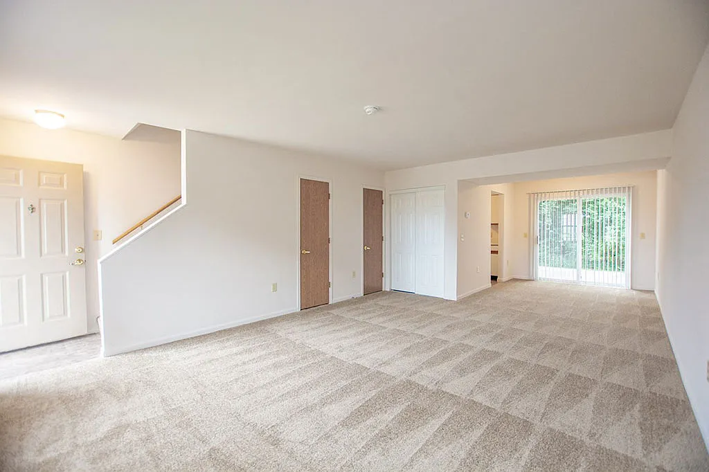 Walnut Creek Apartments — Photo 1