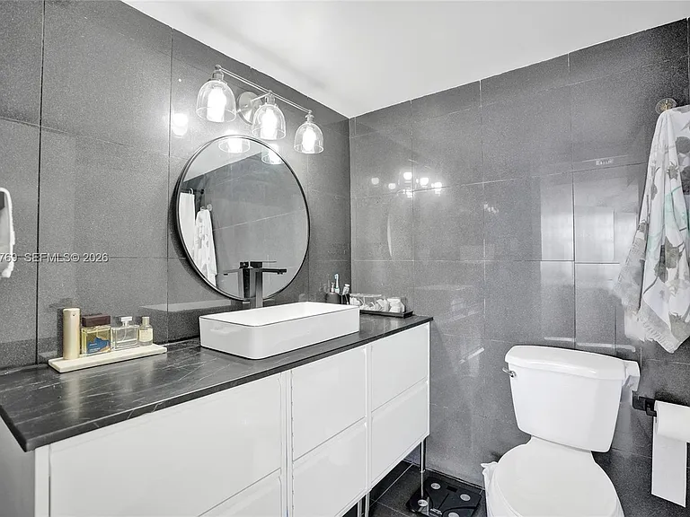 18021 Biscayne Blvd #1804 — Photo 17