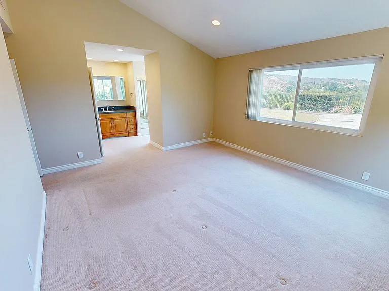 2080 Channelford Rd — Photo 17