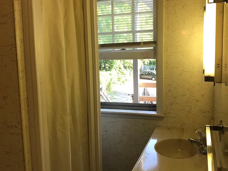 95 Adams St #2 — Photo 11