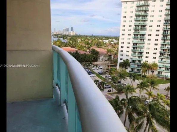 19390 Collins Ave, Sunny Isles Beach, FL