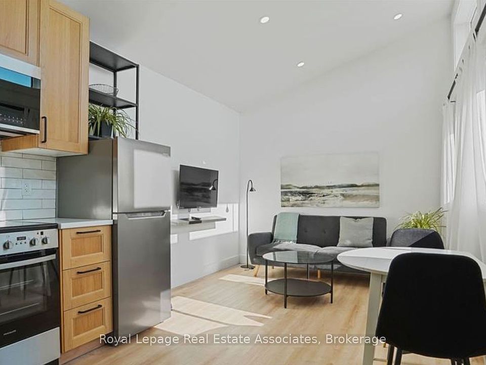 1st image of 45 Bond St #3