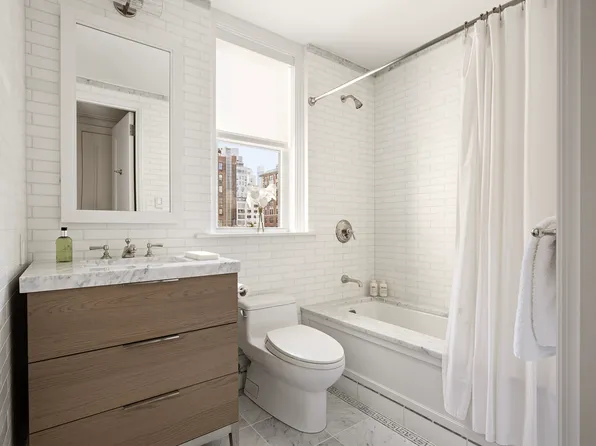 40 East 66th Street image 10 of 13