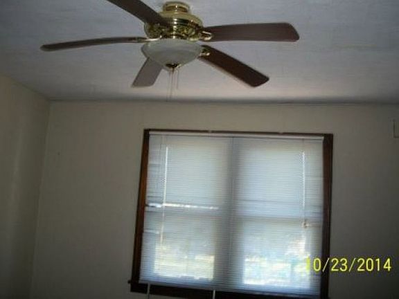 4th image of 268 Summit Ave