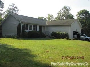 9445 Green Rd, Midland, VA 22728