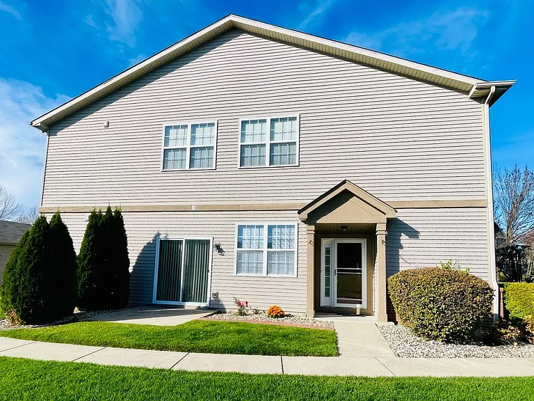 1159 Crimson Clover Way — Photo 1