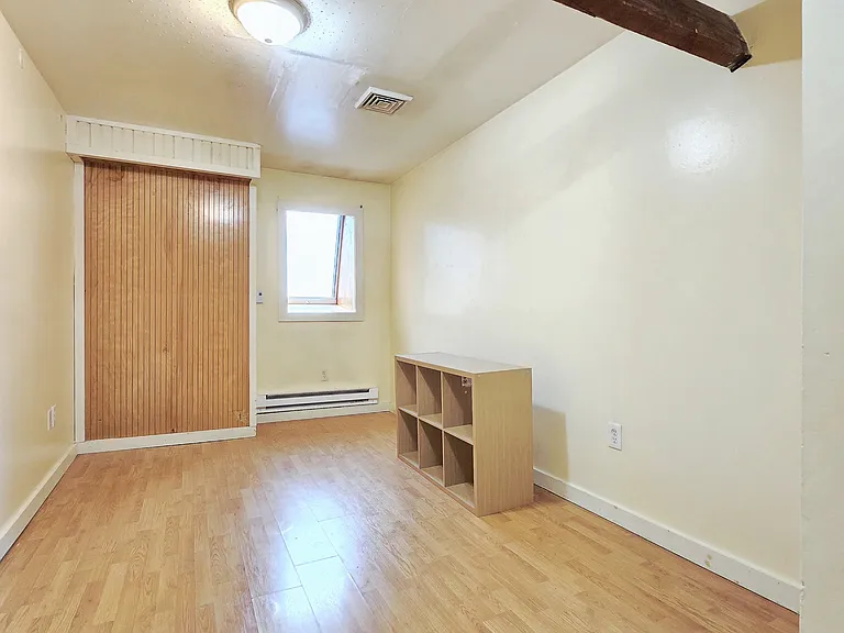 54-58 Main St #6 — Photo 9