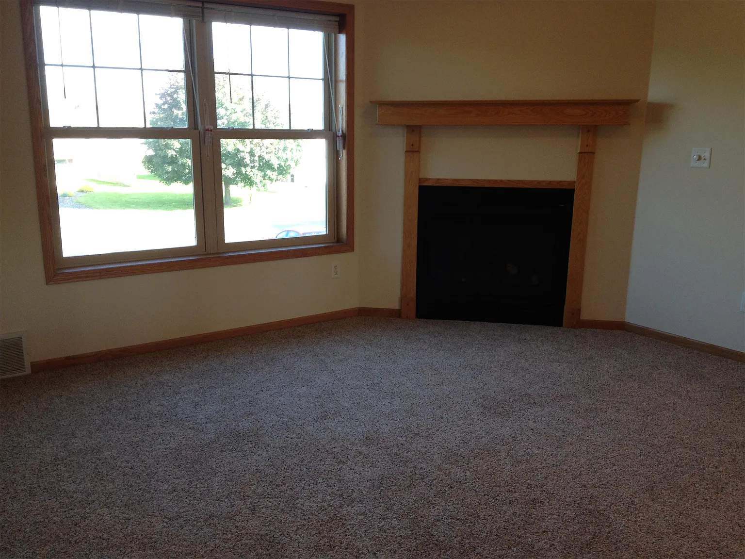 660 Circle Pine Drive 4Plex - 202 — Photo 4