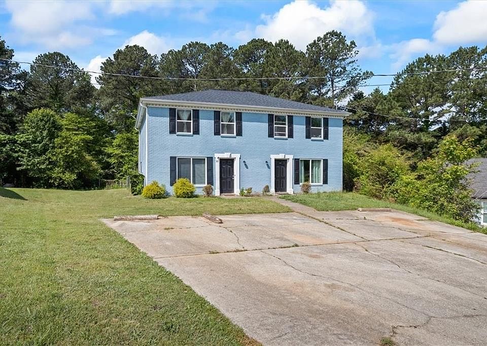 1st image of 391 Charter Ct