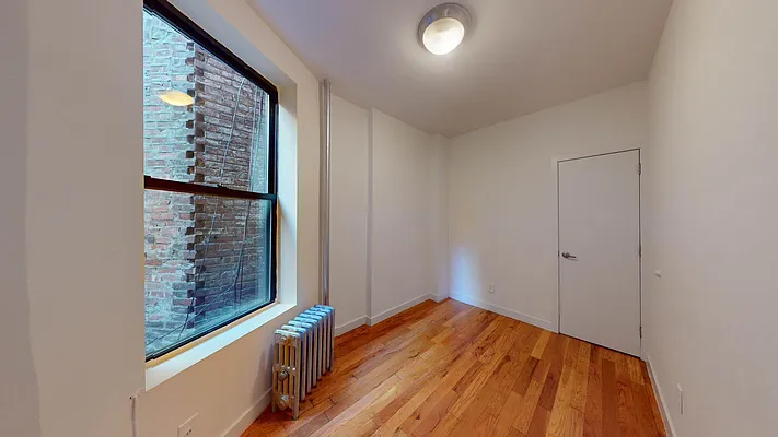 Rented by Bond New York | media 7