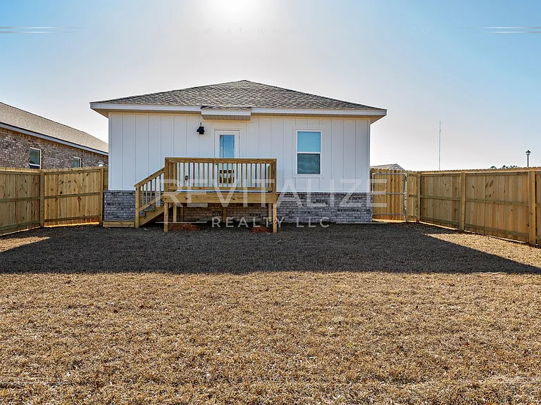 32552 Revere Dr — Photo 46