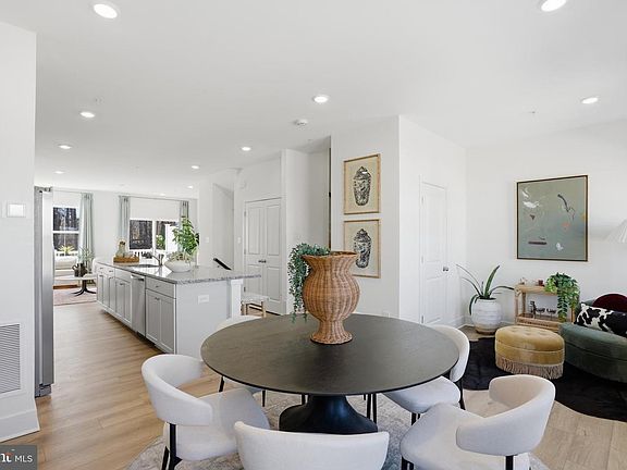 5th image of 7610 River Reach Rd