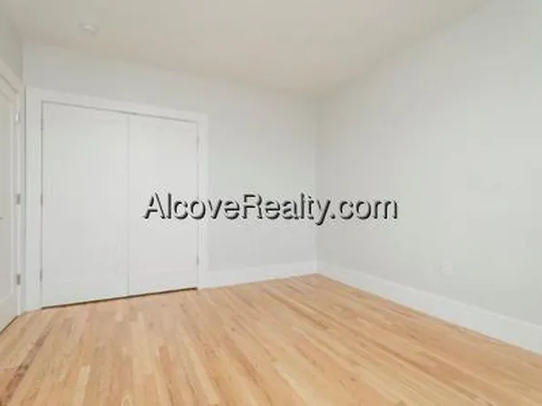 (undisclosed Address), Somerville, MA 02143