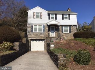 11 Pilgrim Ln, Drexel Hill, PA 19026