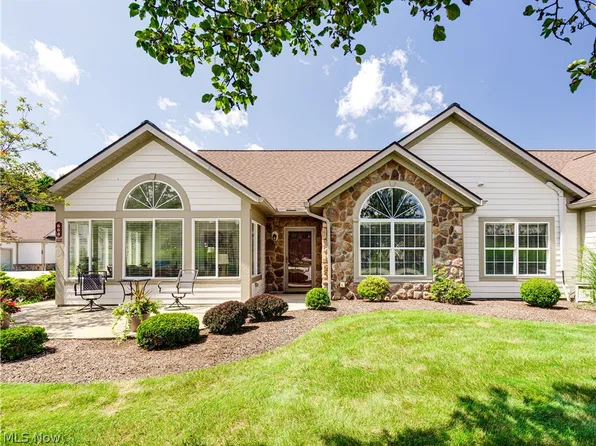 664 Crossings Cir, Tallmadge, OH 44278