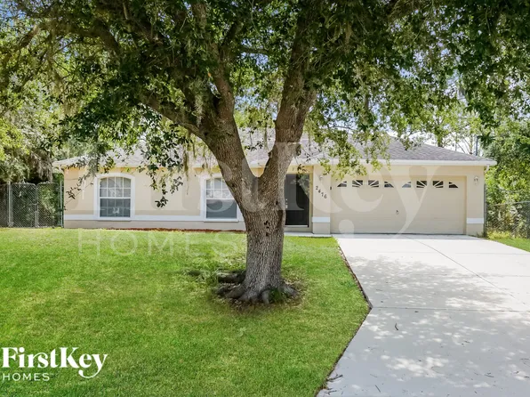 2476 Parrot St, North Port, FL 34286