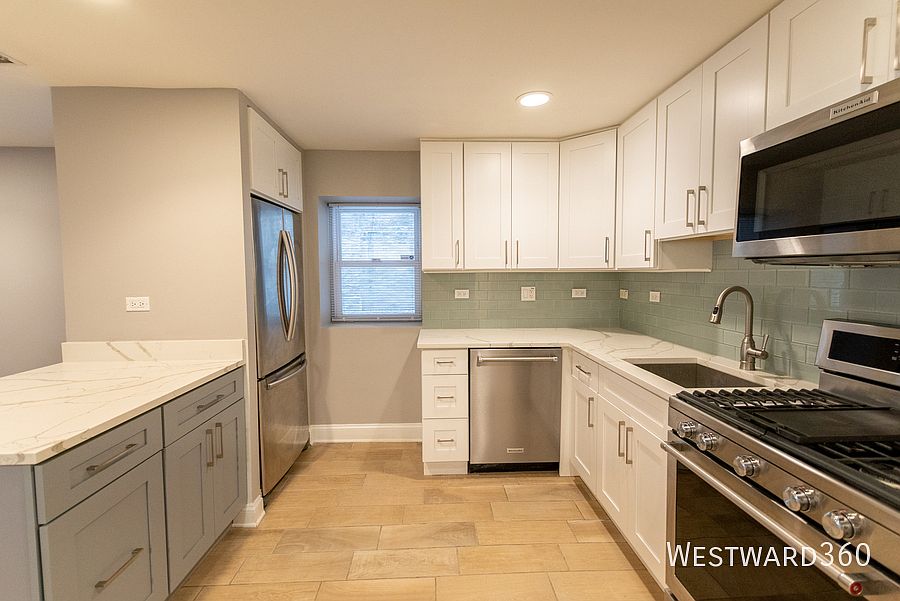 1st image of 1924 N Honore St APT 1G