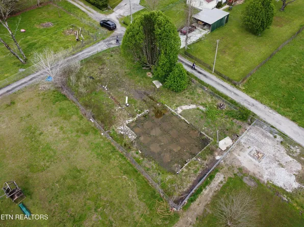 103 Teno Loop, Briceville, TN 37710