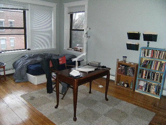 2nd image of 215 Saint Paul St #01