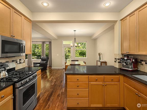 4th image of 7704 Fairway Avenue SE #603