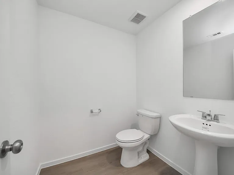 13499 Bay Springs Dr — Photo 22