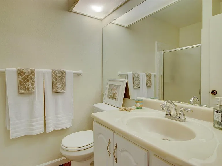 22 Lakeview Ct — Photo 9