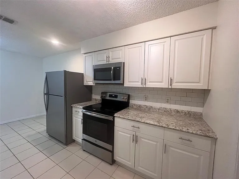 73 Providence Ln #A — Photo 7