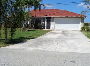 1510 SW 8th Pl, Cape Coral, FL 33991