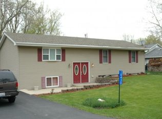 10430 268th Ave, Trevor, WI 53179