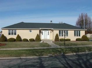 2043 Lucas Pkwy, Lowell, IN 46356