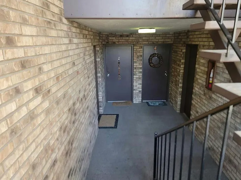 7214 Creekview Dr #3 — Photo 15