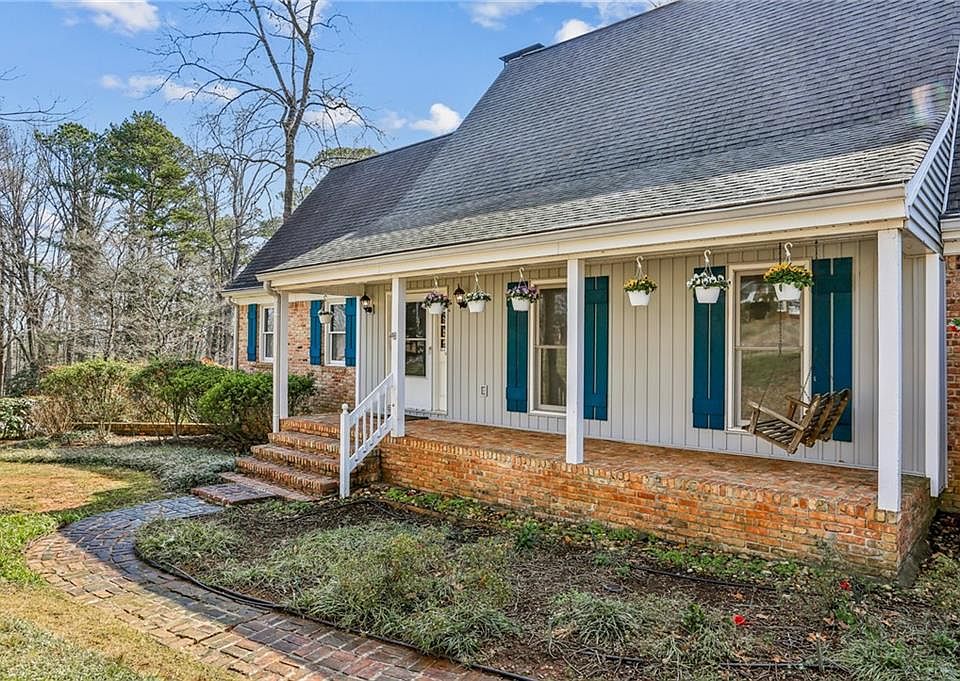 1st image of 5622 Williamsburg Dr