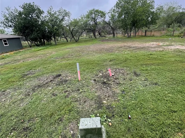8207 Rain Dance Dr, San Antonio, TX 78242