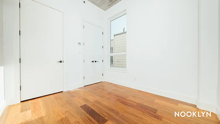 Rented by Nooklyn NYC LLC | media 81