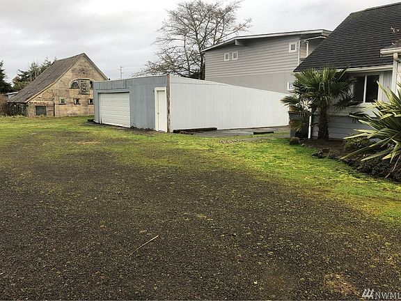 2nd image of 188 W Ocean Ave
