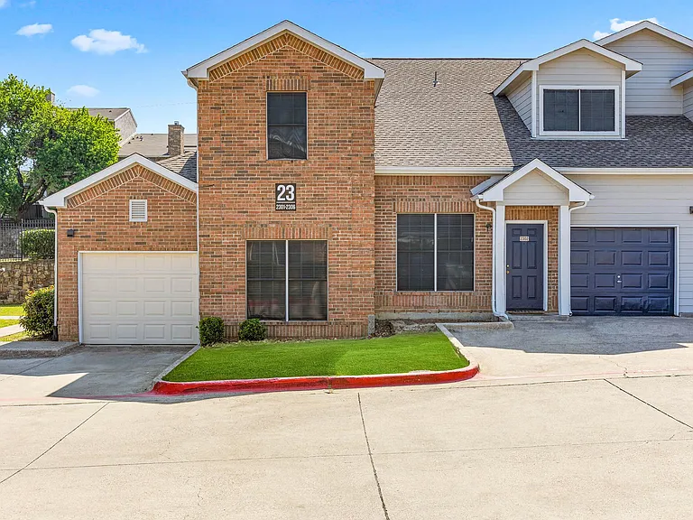 Prairie Estates — Photo 17