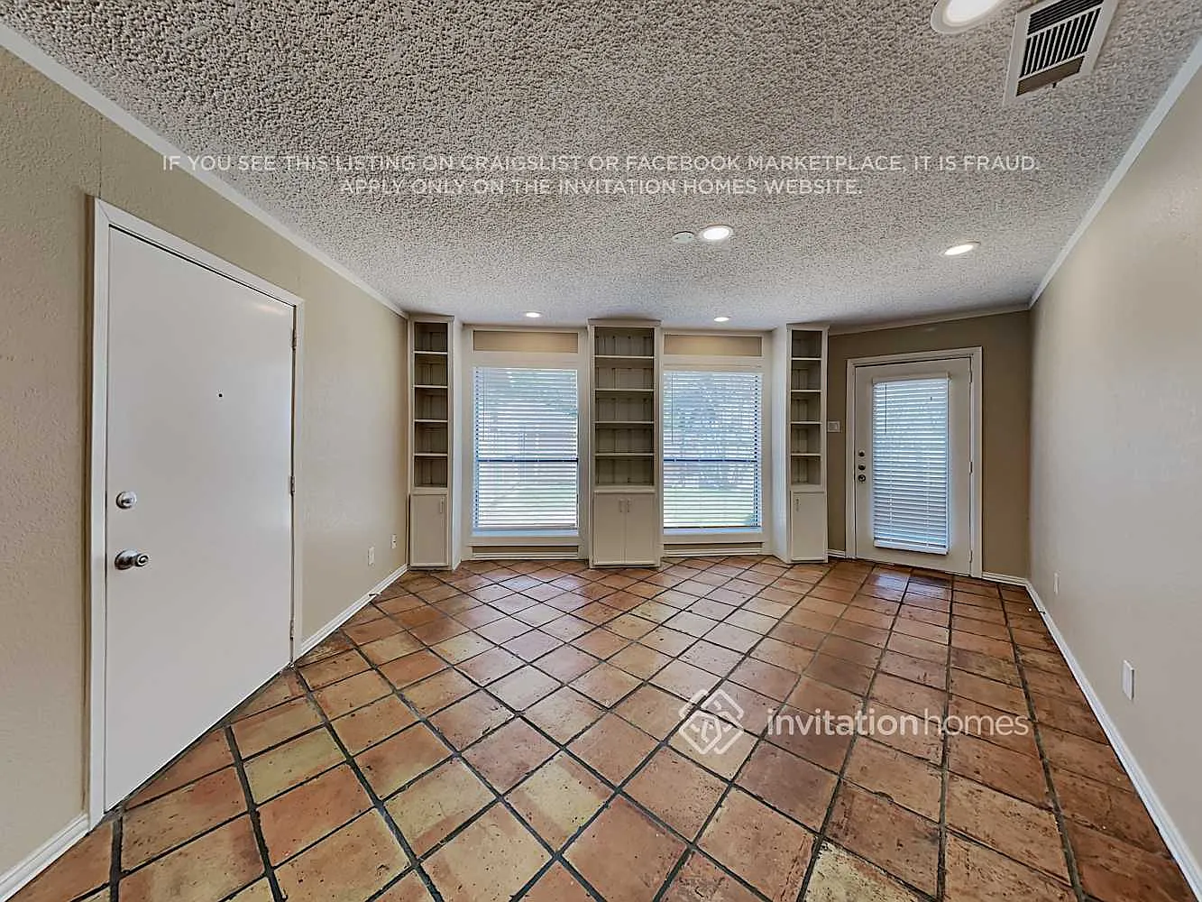 5 Hill Ct Roanoke, TX 76262 — Photo 4